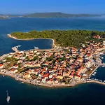 In - Sibenik Riviera 36075 Apartamento