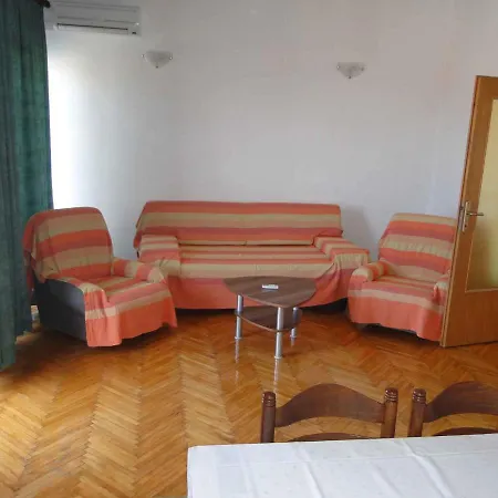In - Sibenik Riviera 36075 Apartment *