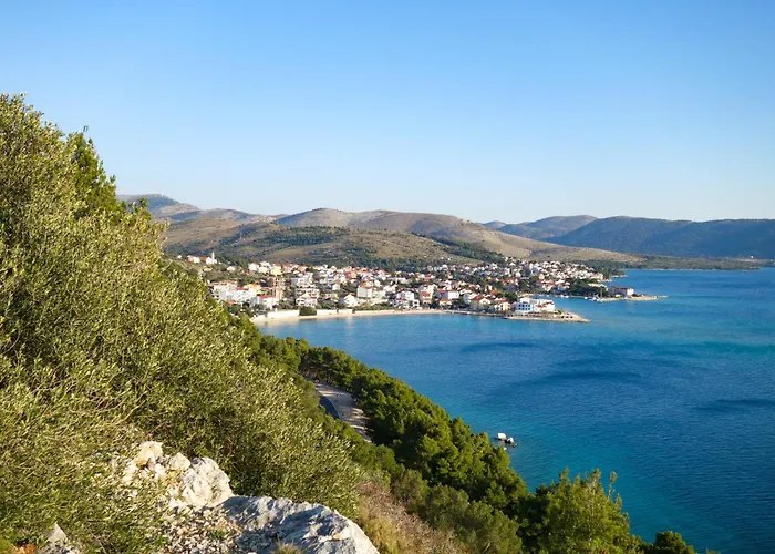 In - Sibenik Riviera 36075 * Primosten